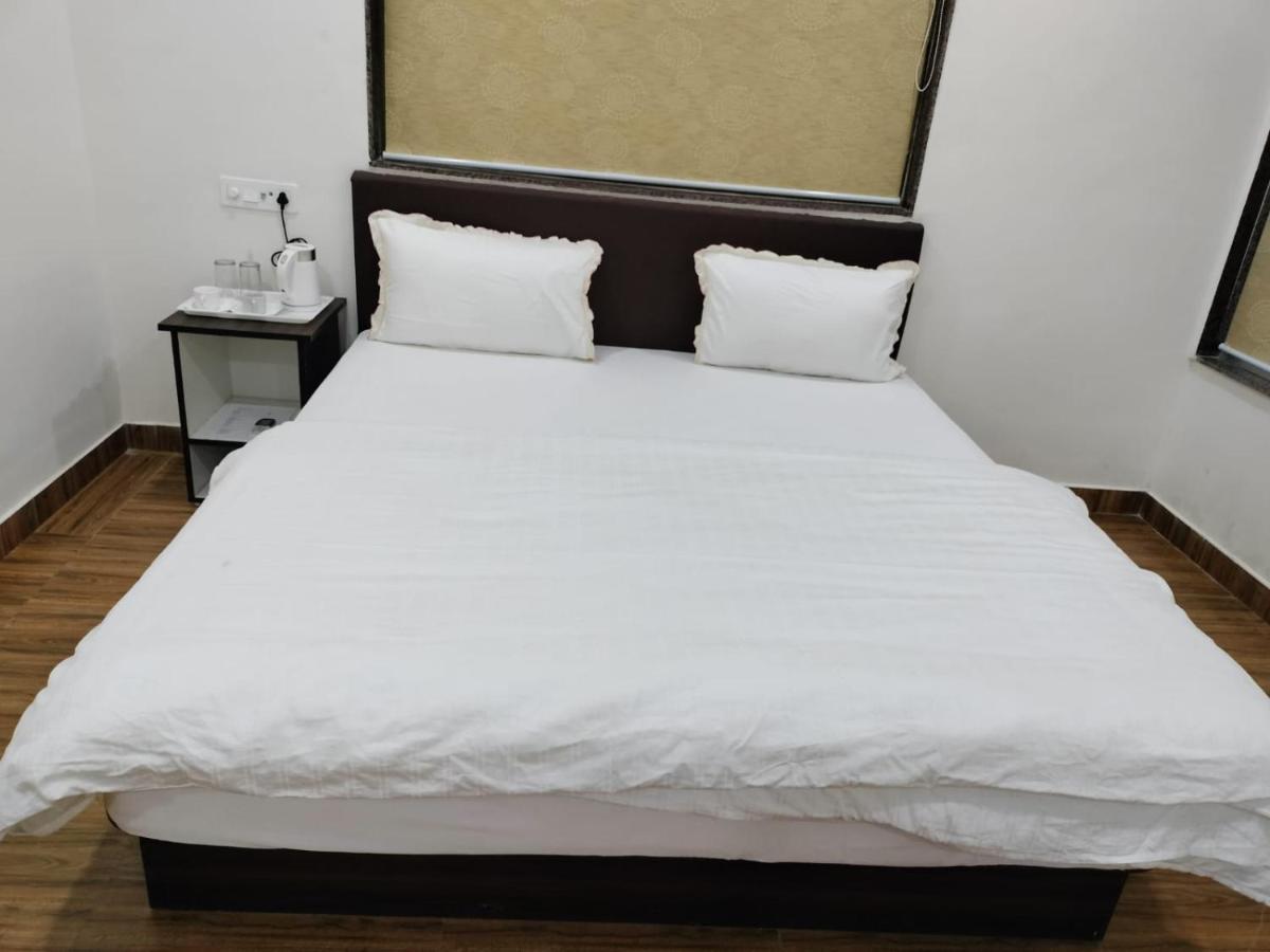 Hotel Satkar International Chhindwāra Εξωτερικό φωτογραφία