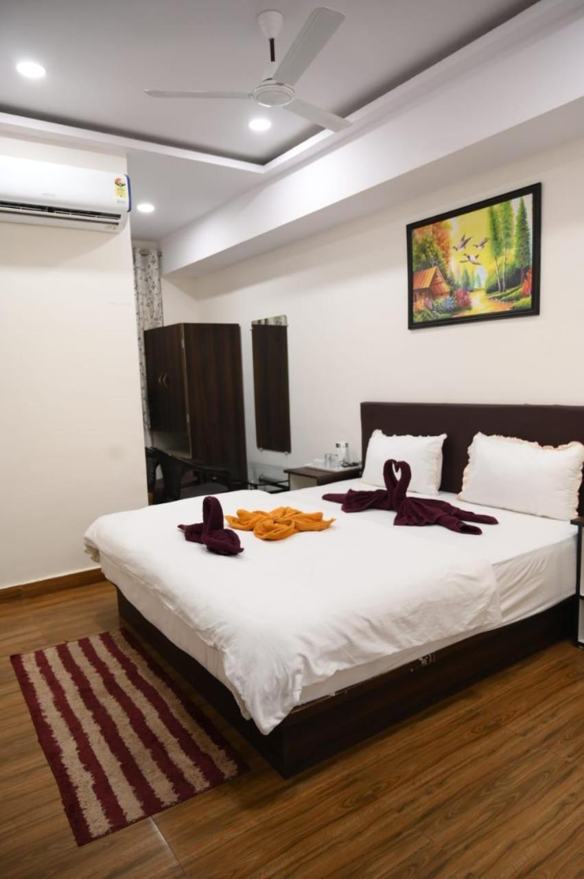 Hotel Satkar International Chhindwāra Εξωτερικό φωτογραφία