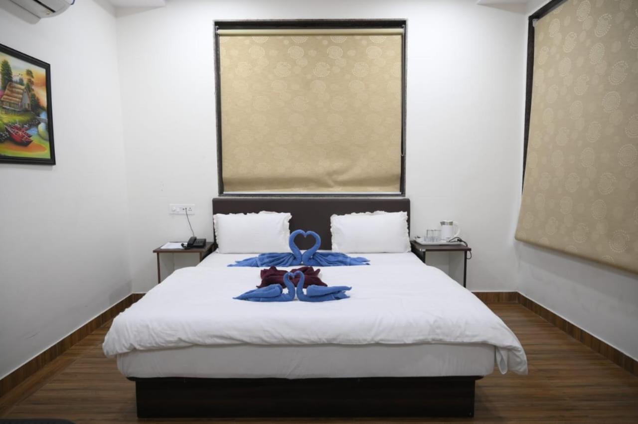 Hotel Satkar International Chhindwāra Εξωτερικό φωτογραφία