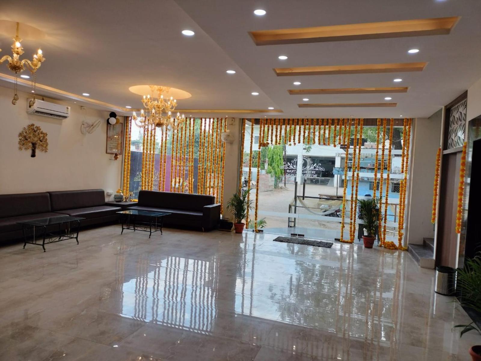 Hotel Satkar International Chhindwāra Εξωτερικό φωτογραφία